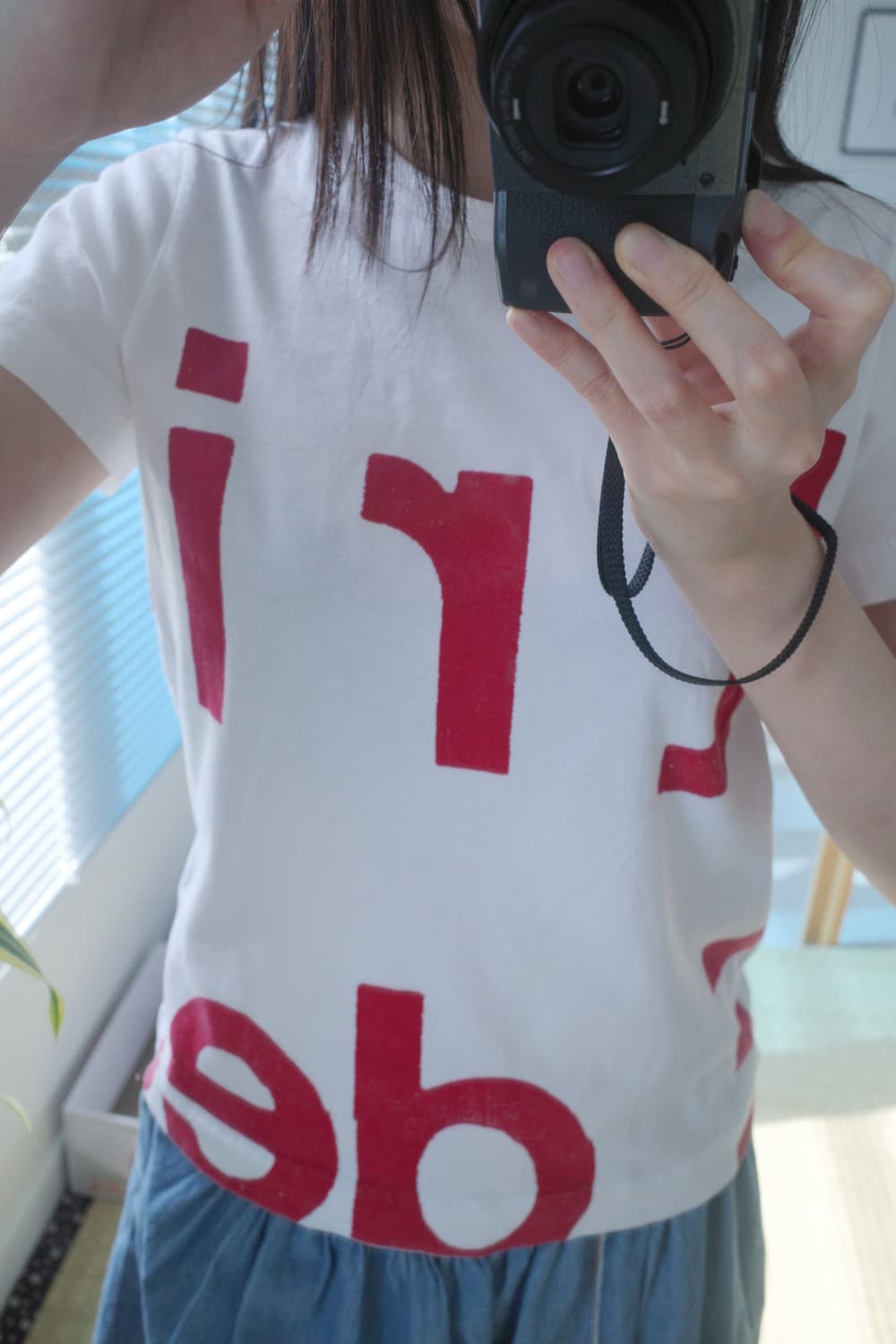 꼼데가르송 트리콧 레드 반팔 티셔츠 상품이미지2