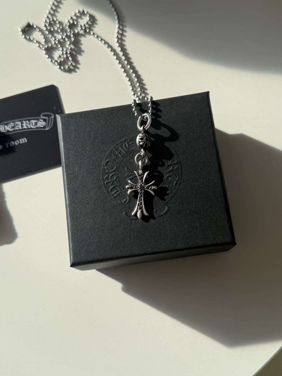 크롬하츠 원볼 타이니크로스 블랙 파베 상품이미지3