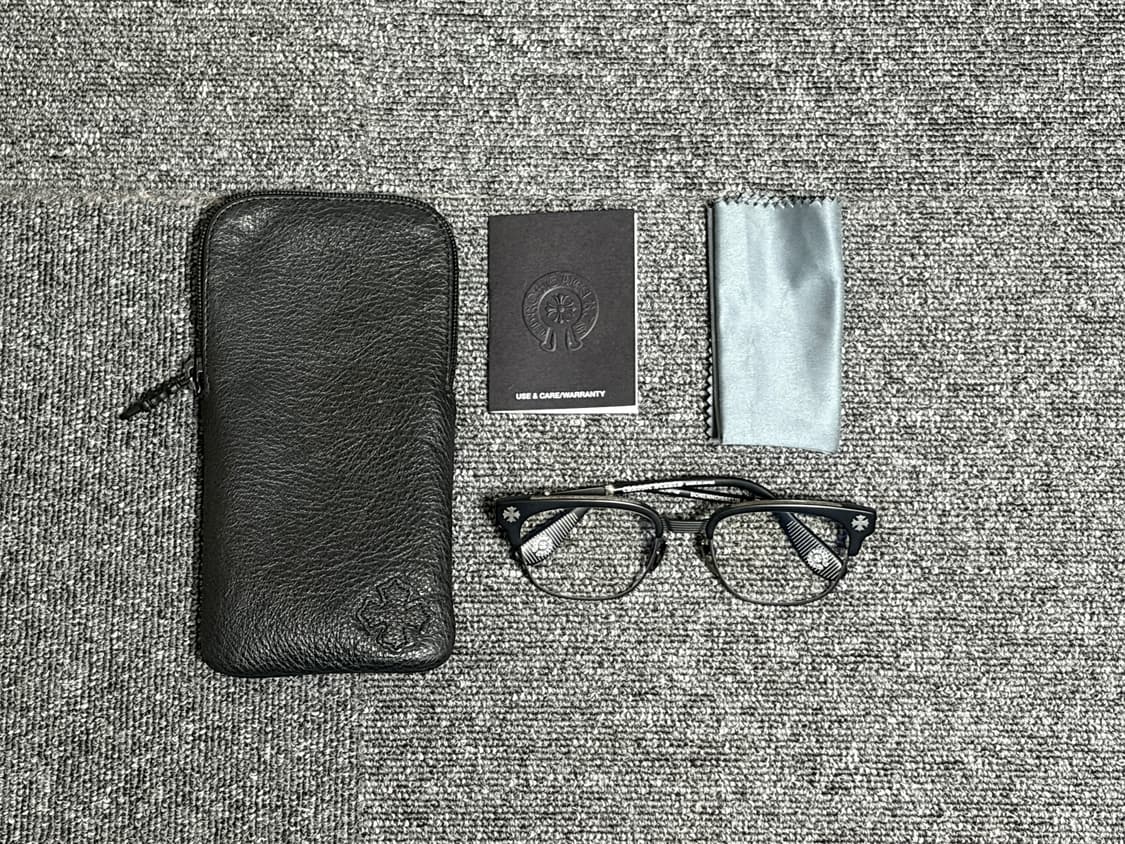 크롬하츠 보넨노이슈어 매트블랙 상품이미지1