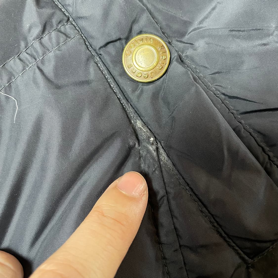 캘빈클라인진스 미니로고 블랙 덕다운 패딩 L 상품이미지6