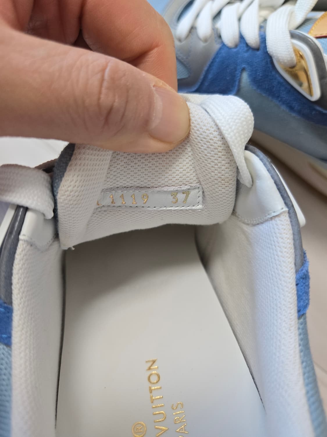 루이비통 런어웨이 블루 37 상품이미지7