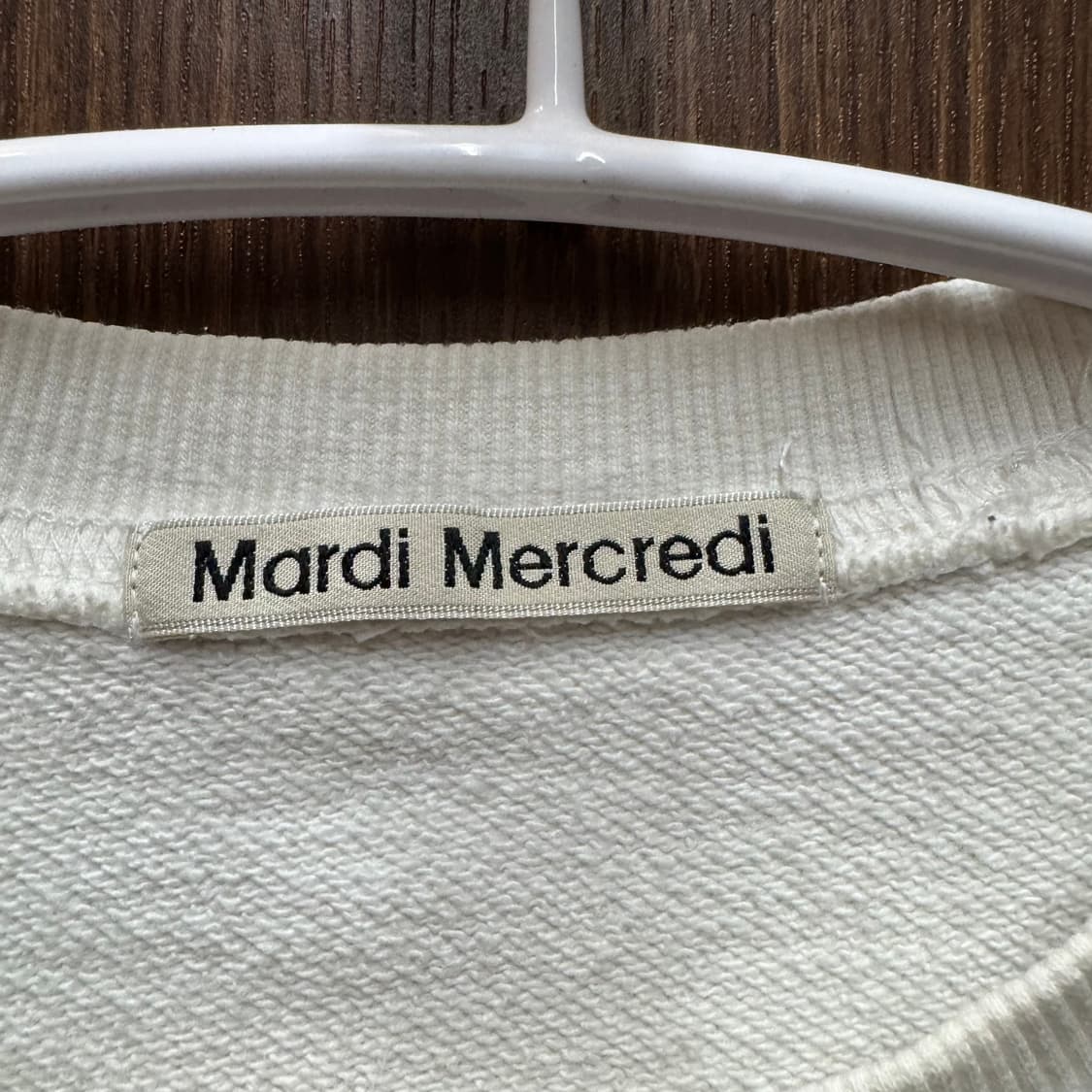 마르디 메크르디 맨투맨  상품이미지2