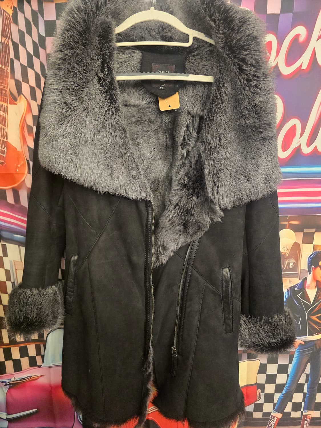 로보(ROBO)의 리버시블 토스카나 양털 무스탕 코트 상품이미지5