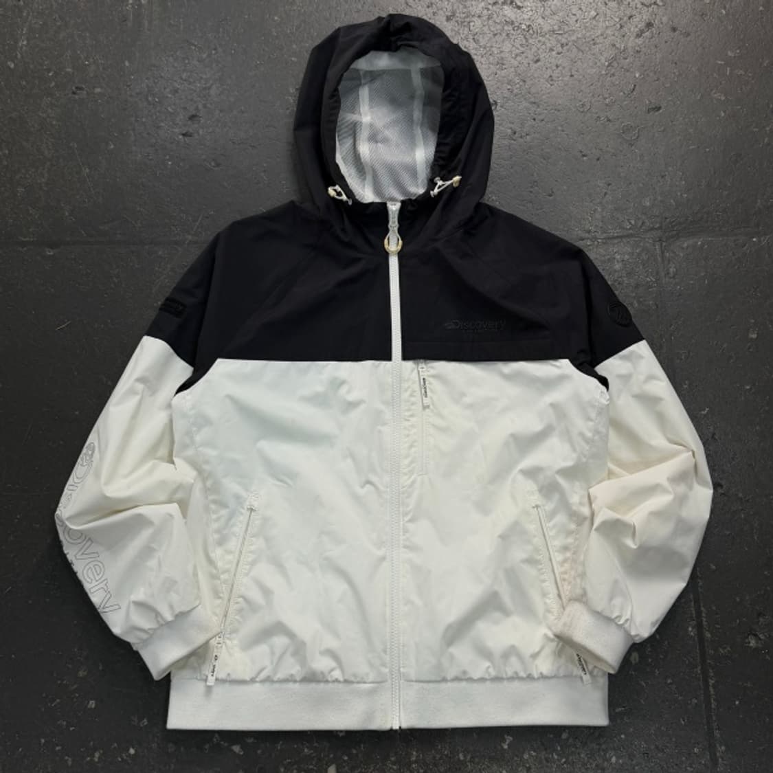 100 디스커버리 바람막이  상품이미지1
