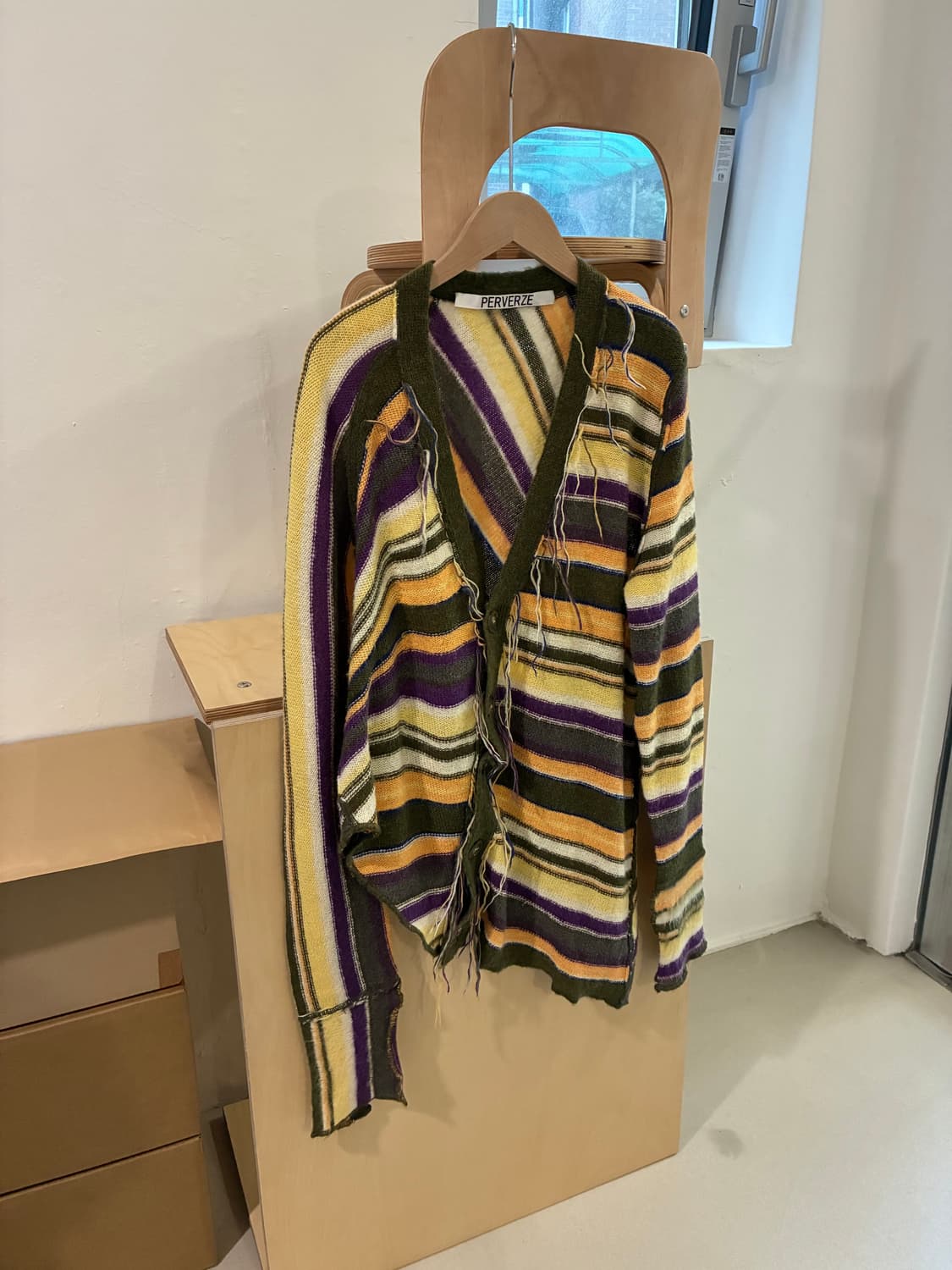 퍼버즈 가디건 상품이미지1