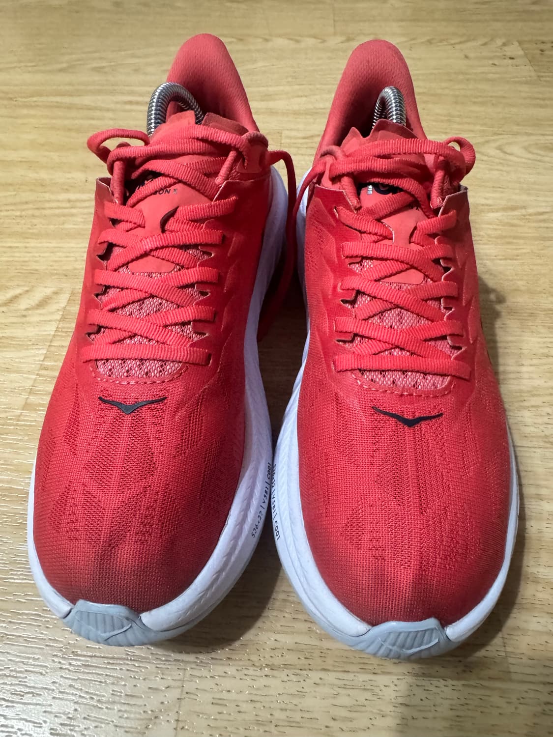 호카오네오네 러닝화 카본X2 (260cm) 상품이미지1