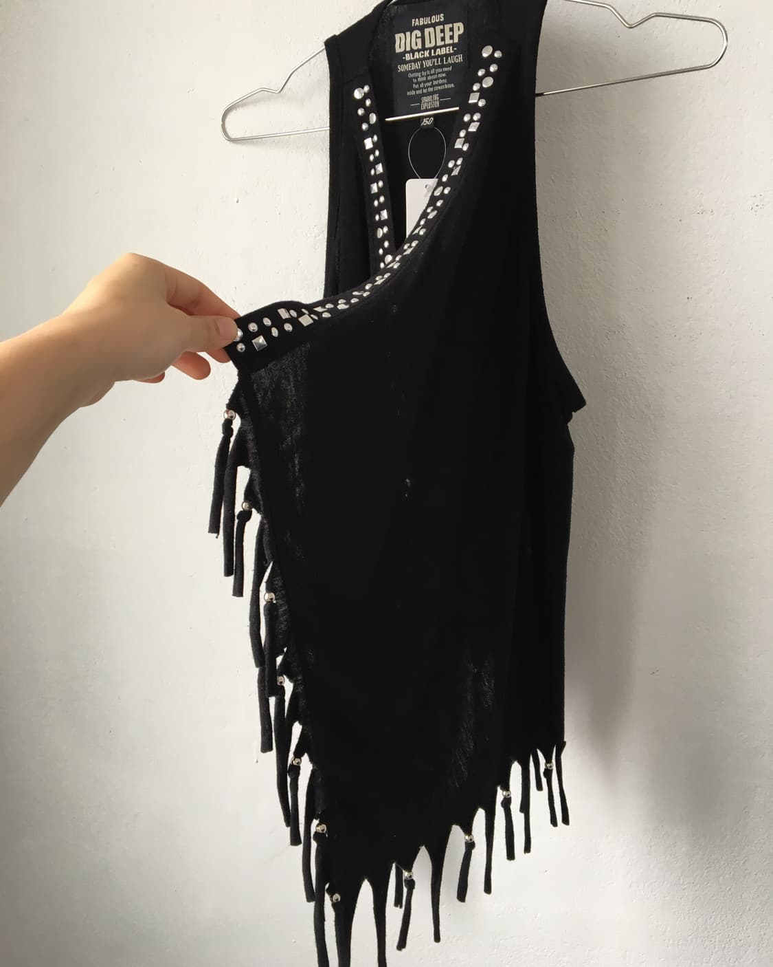 Dig deep fringe stud point open vest 상품이미지4