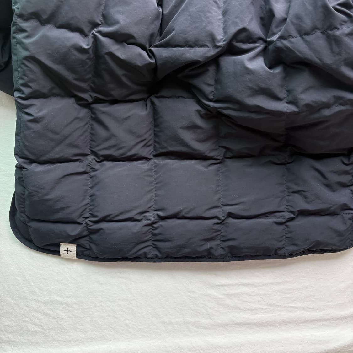 [48] 질샌더 퀄티드 다운 버튼 자켓 네이비 상품이미지4