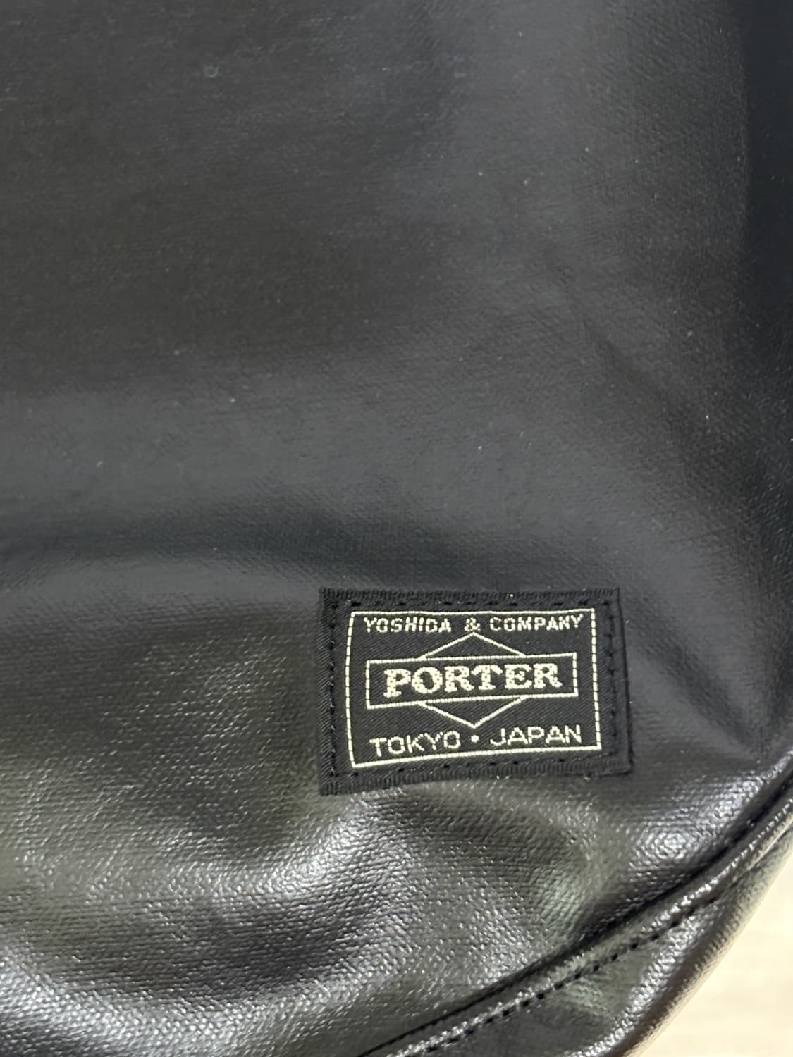 포터 프리스타일 숄더백 L사이즈 블랙 상품이미지2