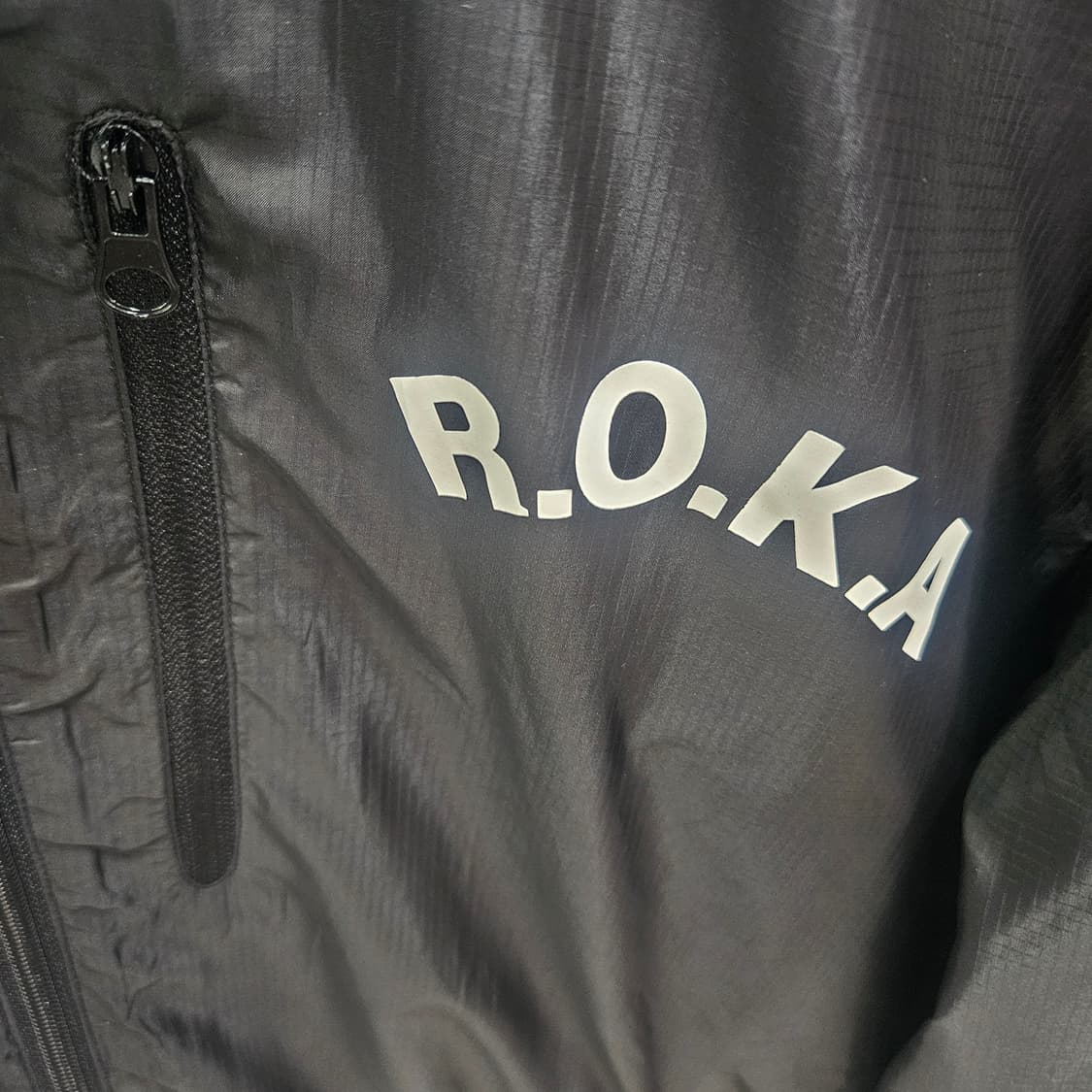 
ROKA 육군 블랙 윈드브레이커 자켓
 상품이미지2