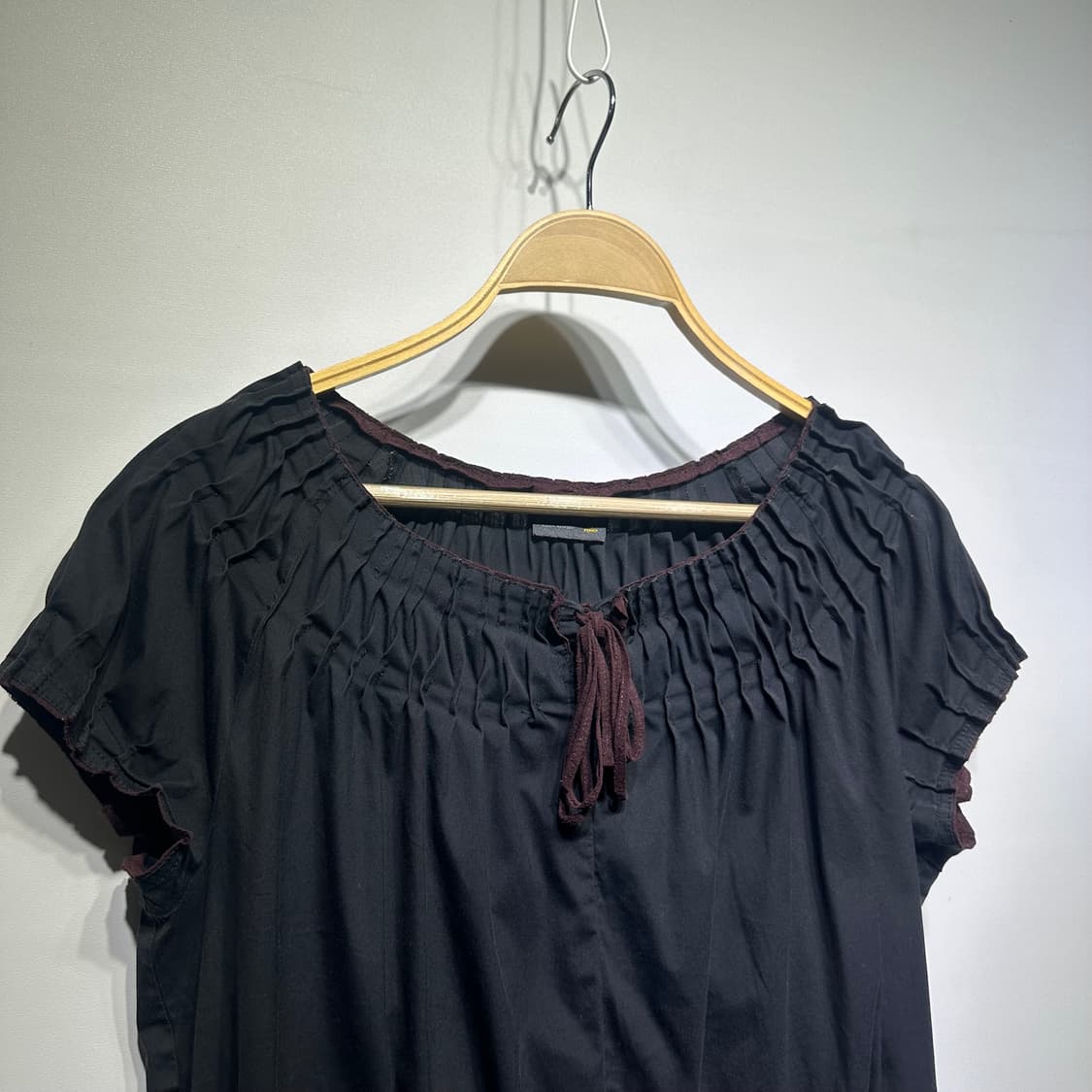 펜디 블라우스 판매합니다 상품이미지3