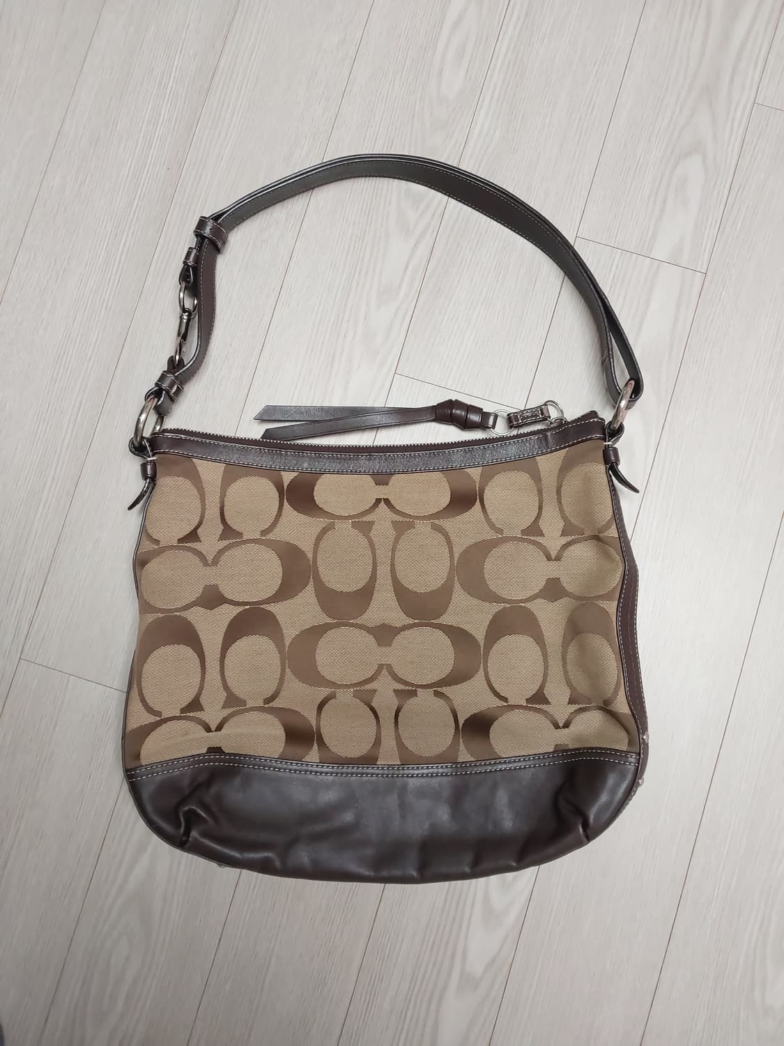 SALE🫶[정품] 코치 시그니처 투웨이백 (착샷O) 상품이미지5