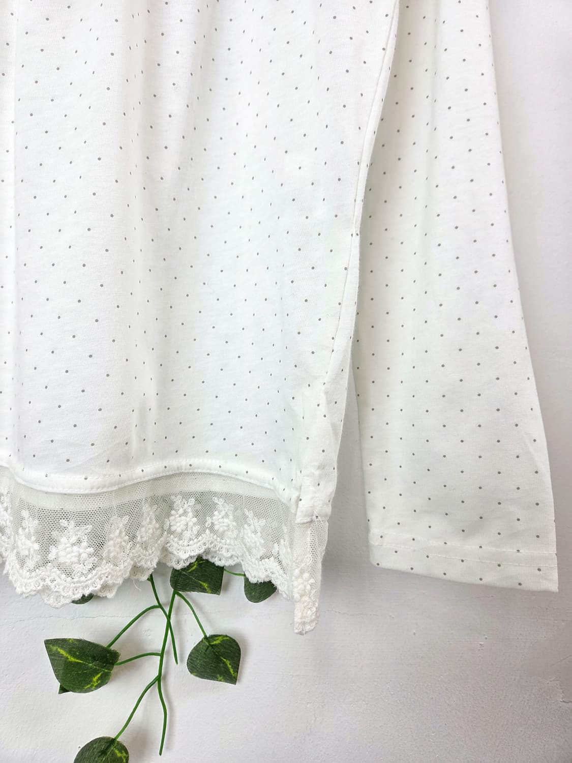 comfort basic 스퀘어넥 도트 슬리브 상품이미지4