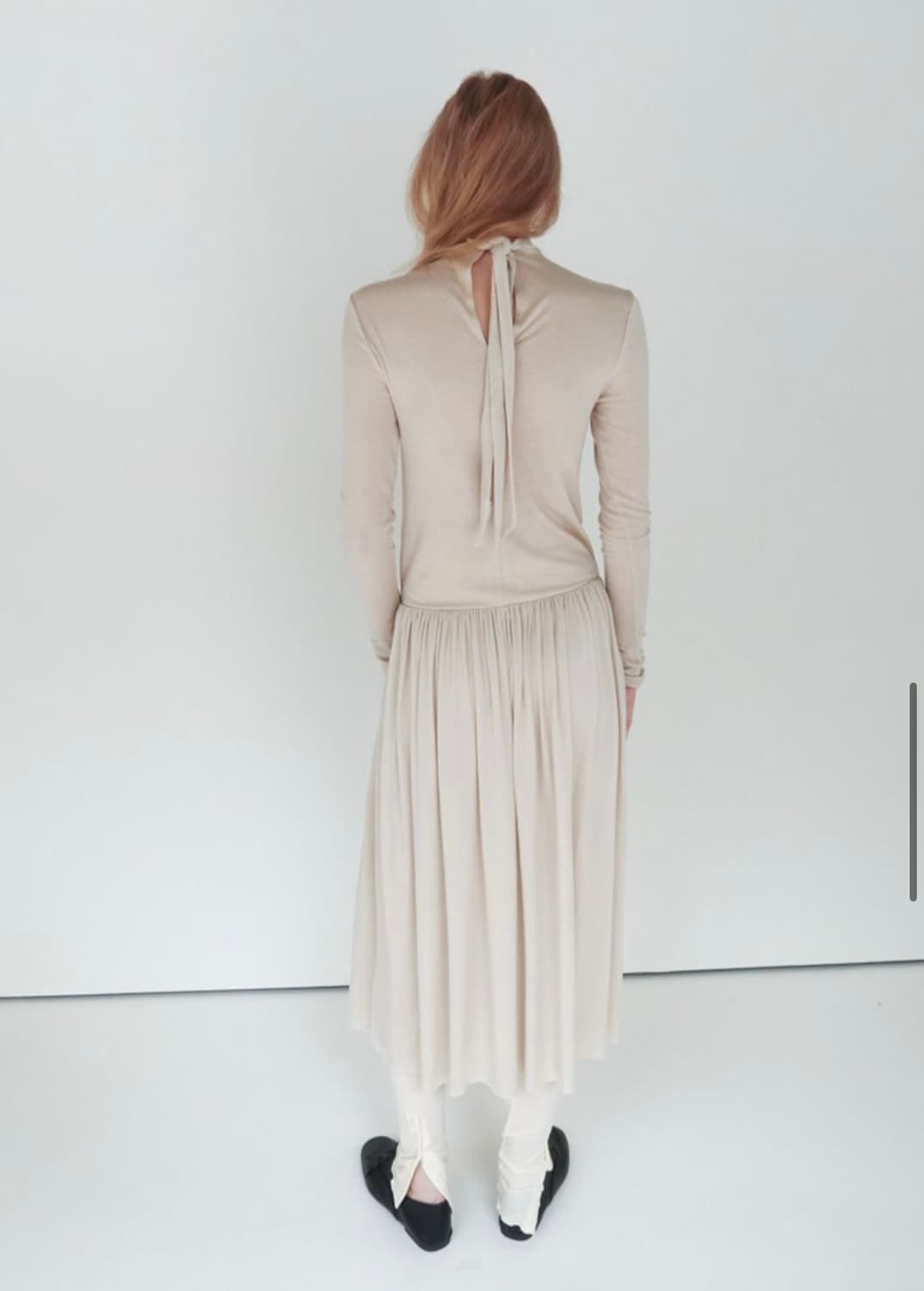 Amabe -scarf neck shirring dress 상품이미지1