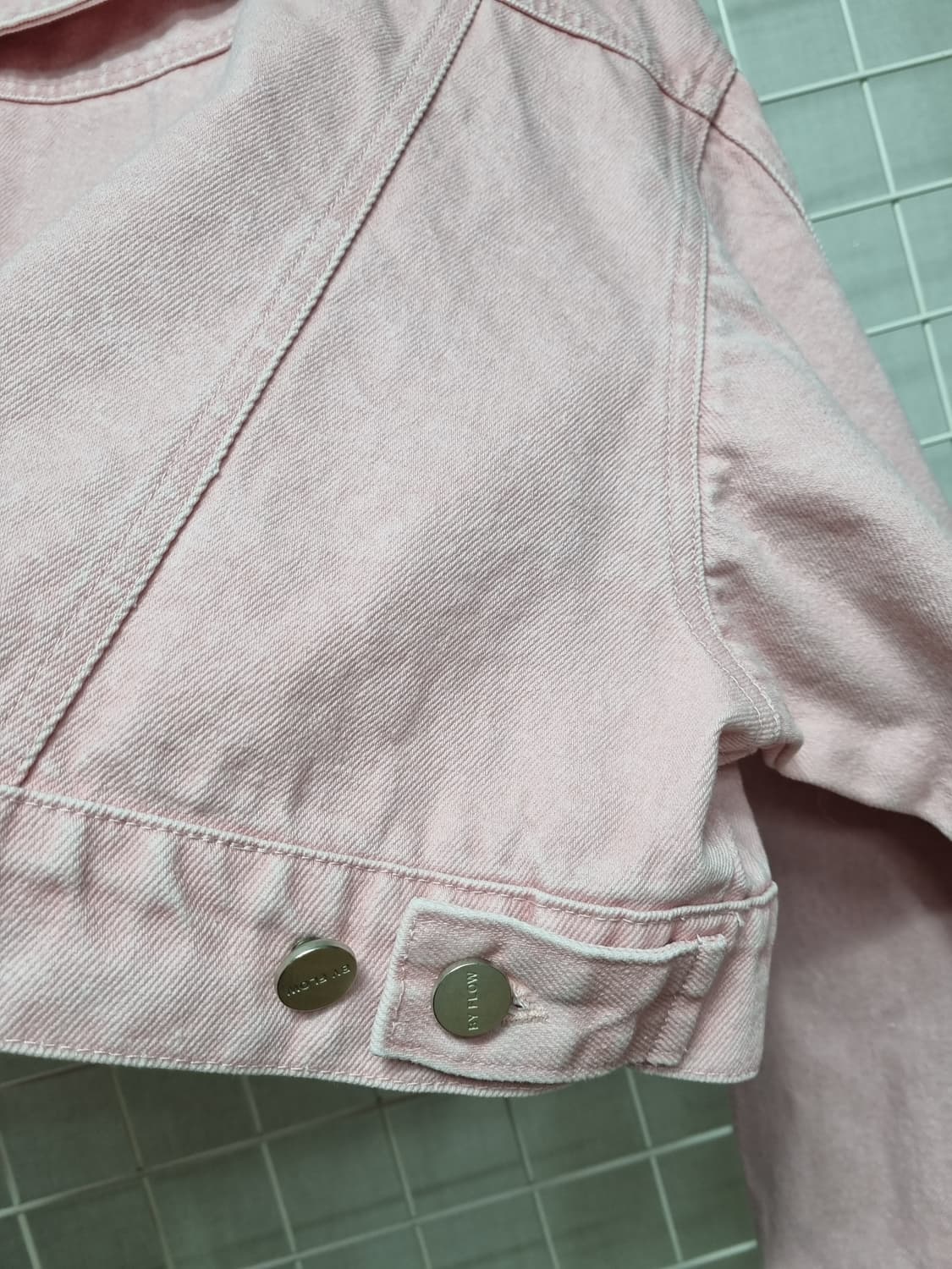 (택포) 바이씨니 바이플로우 세일러카라 오버핏 데님자켓 상품이미지7