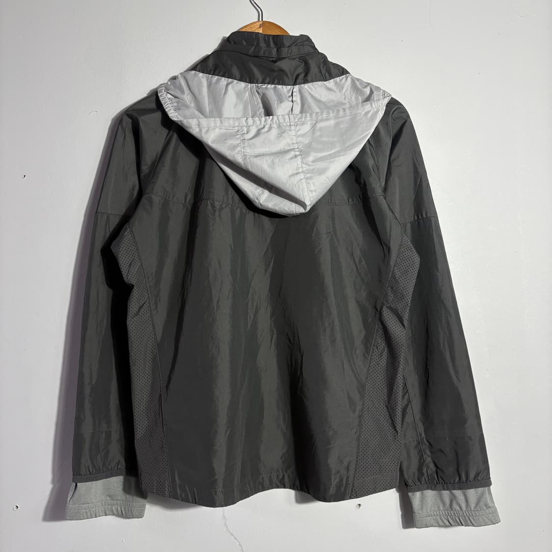 나이키 기능성 메쉬 패널 바람막이 자켓 (무료배송) 상품이미지5