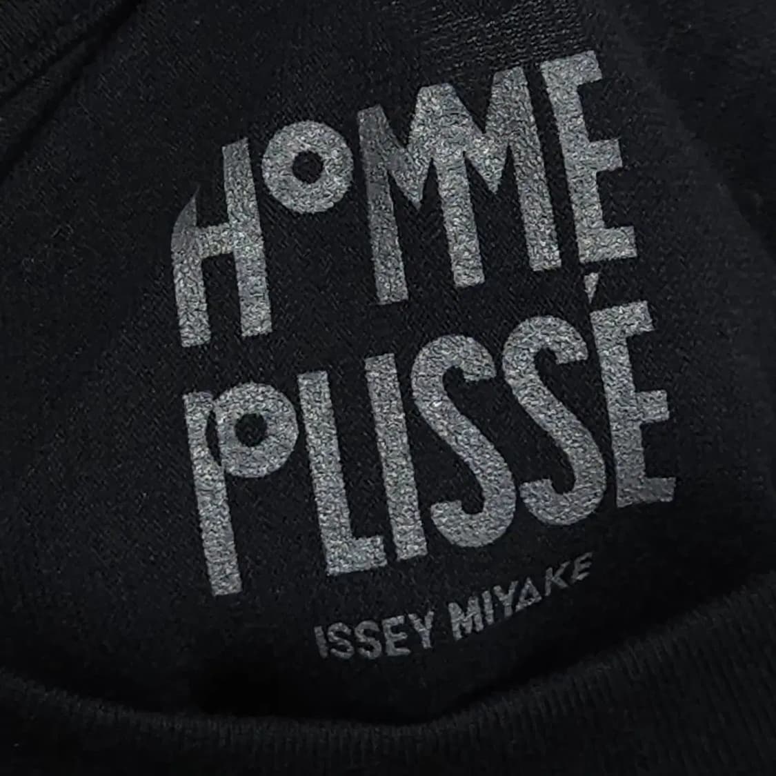 105~110 이세이미야케 옴므 플리세 반팔 티셔츠 23년식 상품이미지7