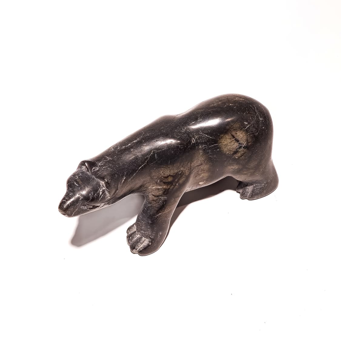 Inuit Hand-carved Soapstone Polar Bear 상품이미지5