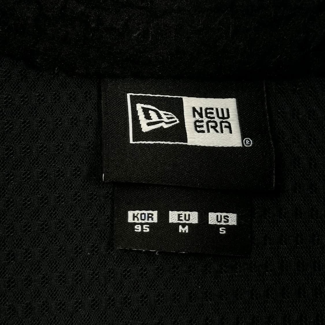 뉴에라 포켓 블랙 후리스 자켓 (M) 상품이미지6