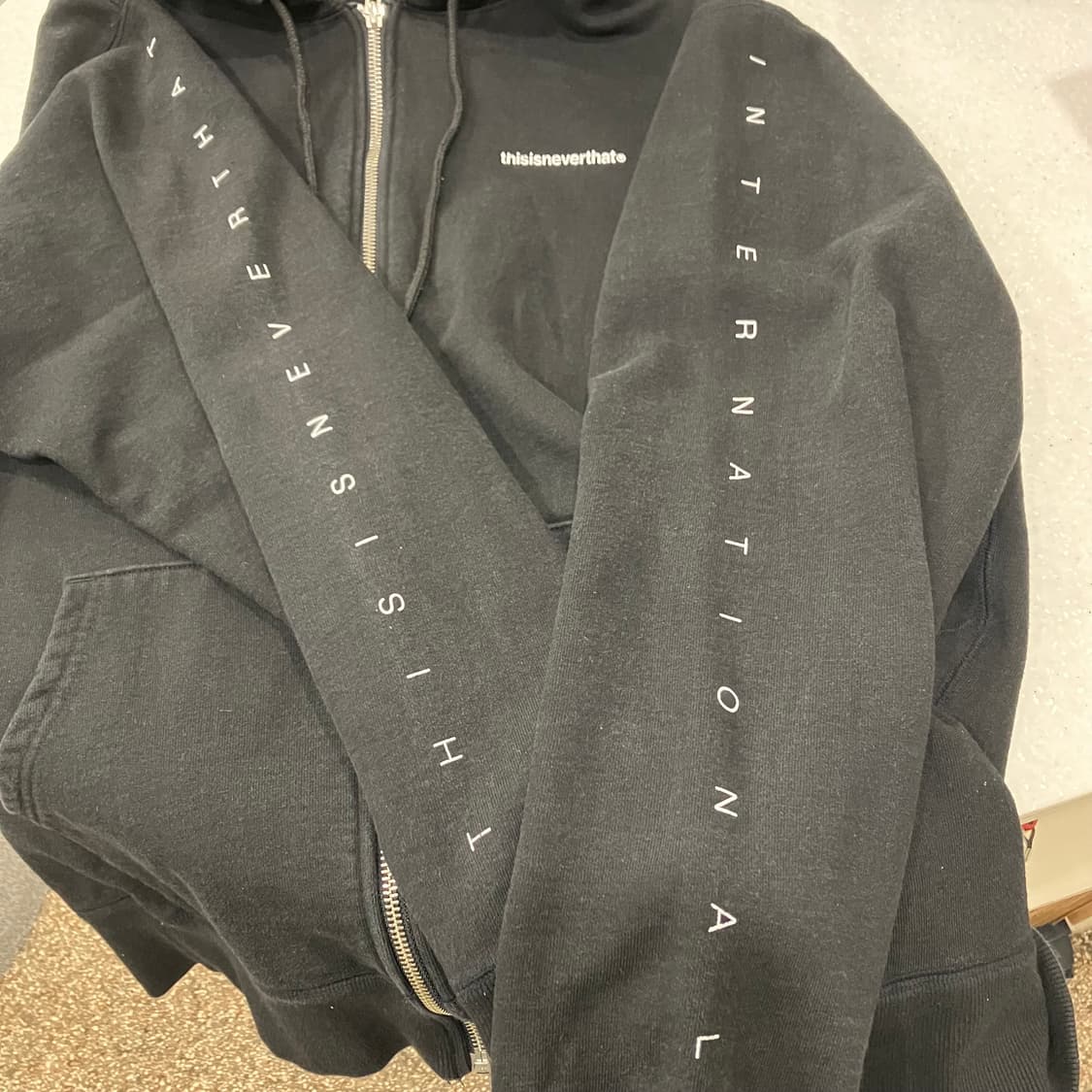 36 디스이즈네버댓 후드집업 상품이미지6