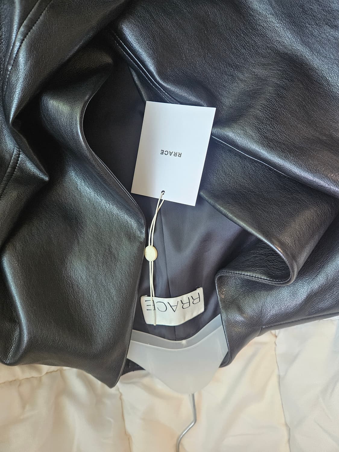 Rrace Faux Leather Curved Jacket_Black  상품이미지6