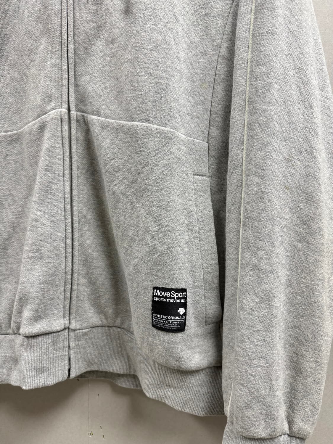 남성 100 / 데상트 후드집업 그레이 상품이미지3