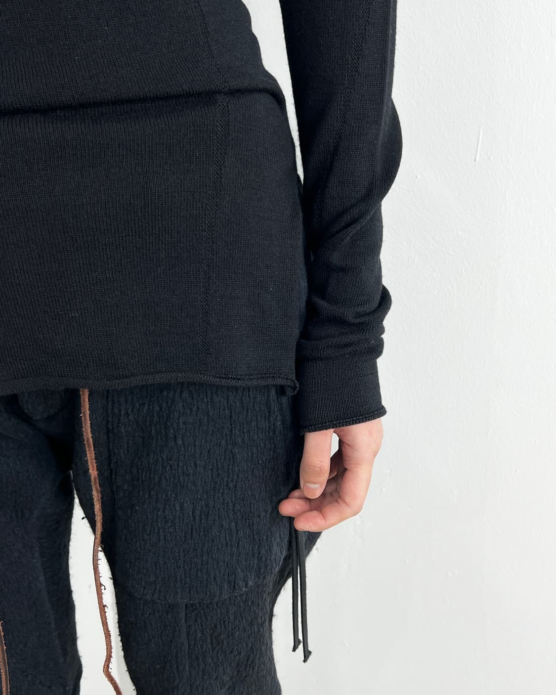 DEVOA LOW CUT LONG SLEEVE 상품이미지2