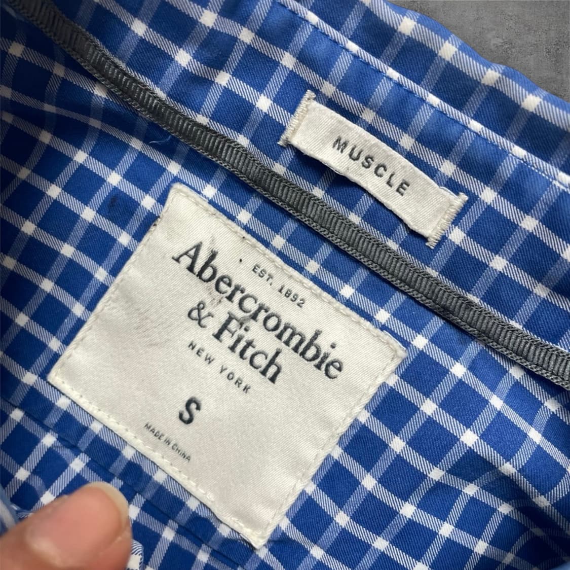 아베크롬비 Abercrombie&Fitch 블루 체크 머슬핏 셔츠 S 상품이미지2