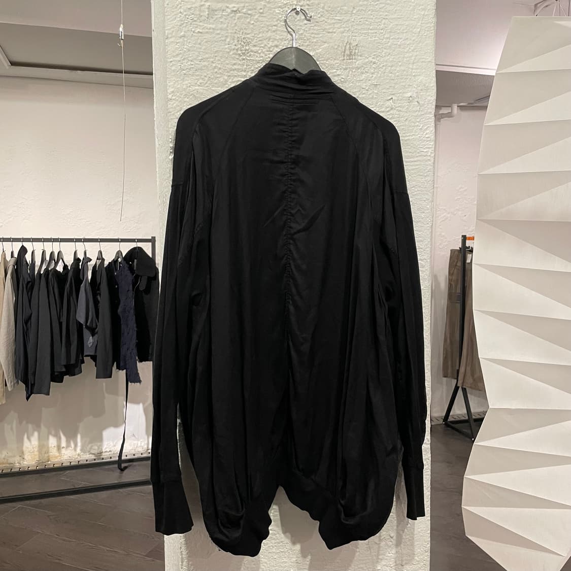 율리우스 20ss 비대칭 집업 자켓 상품이미지3