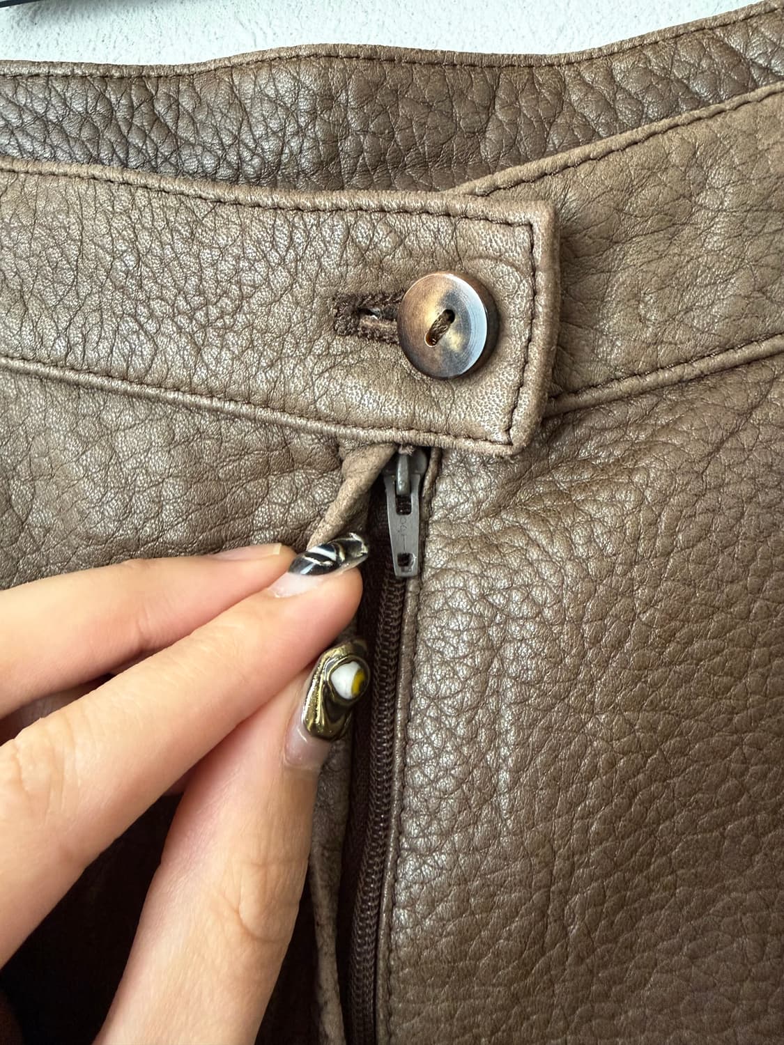 90s 발렌티노 레더 스커트 상품이미지4