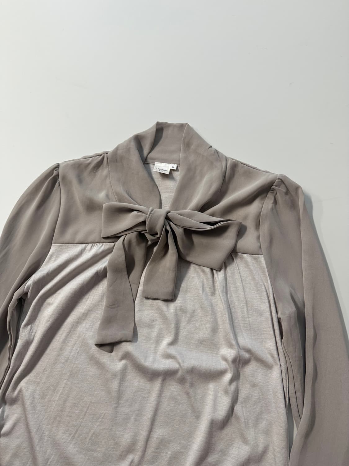 소프트 타이 넥 블라우스 상품이미지2