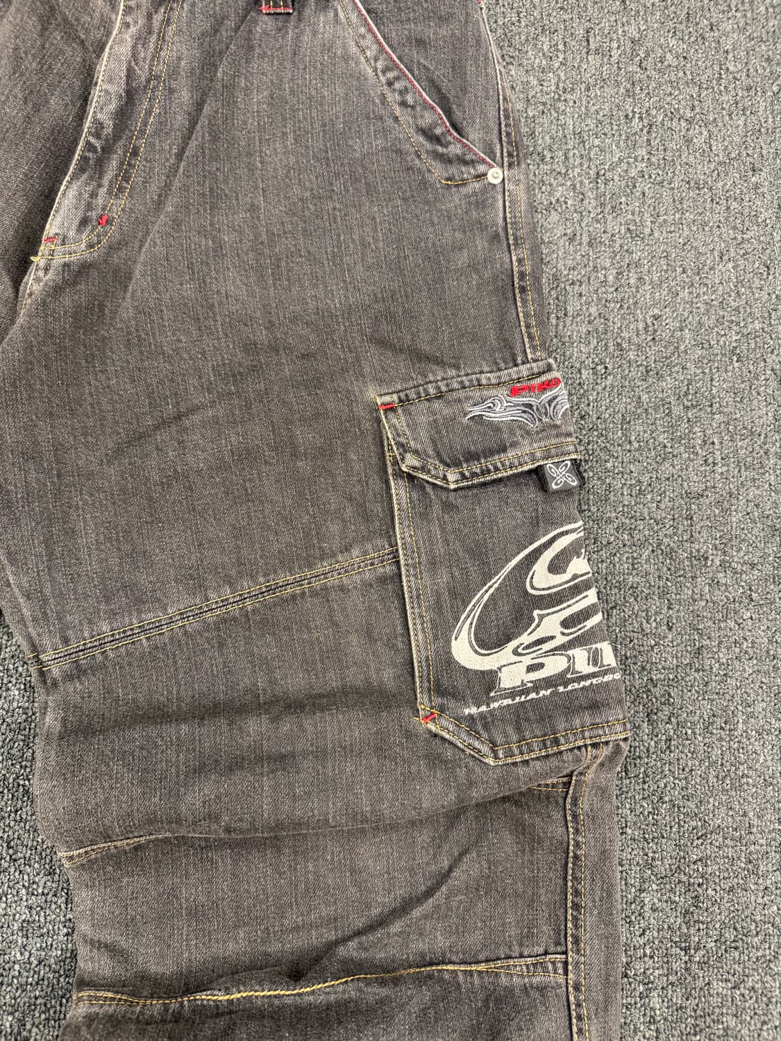 L)PIKO 빈티지 자수&프린팅 흑청 카고팬츠 상품이미지5