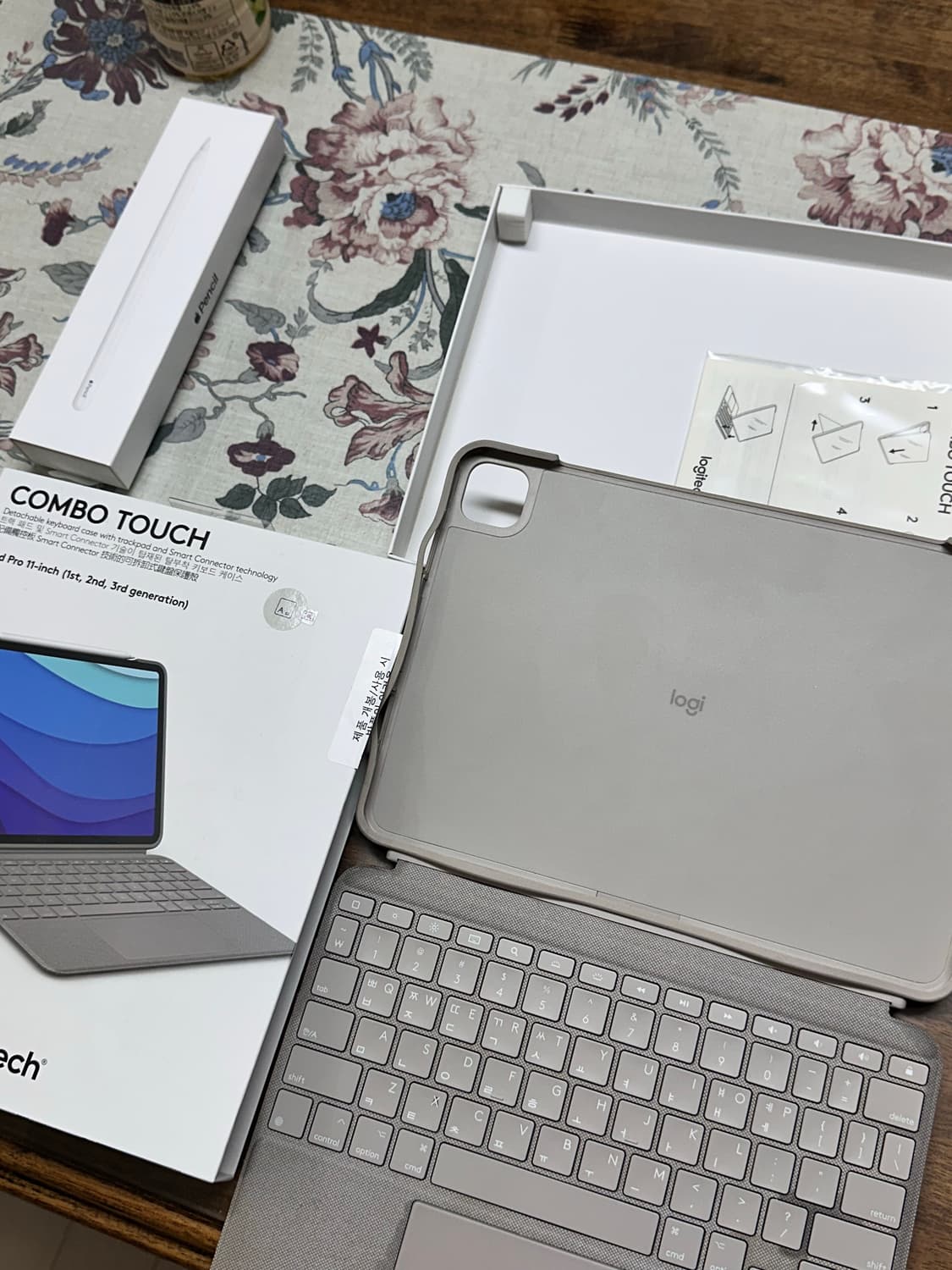 로지텍 콤보 터치 샌드 아이패드 프로 11인치 모델 상품이미지3