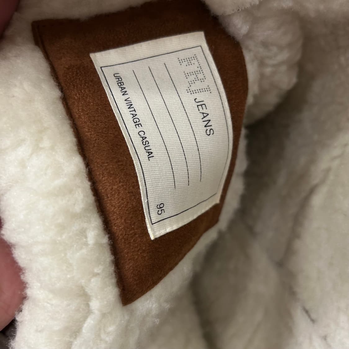 FRJ JEANS 양털 스웨이드 하이넥 사선 무스탕 상품이미지4