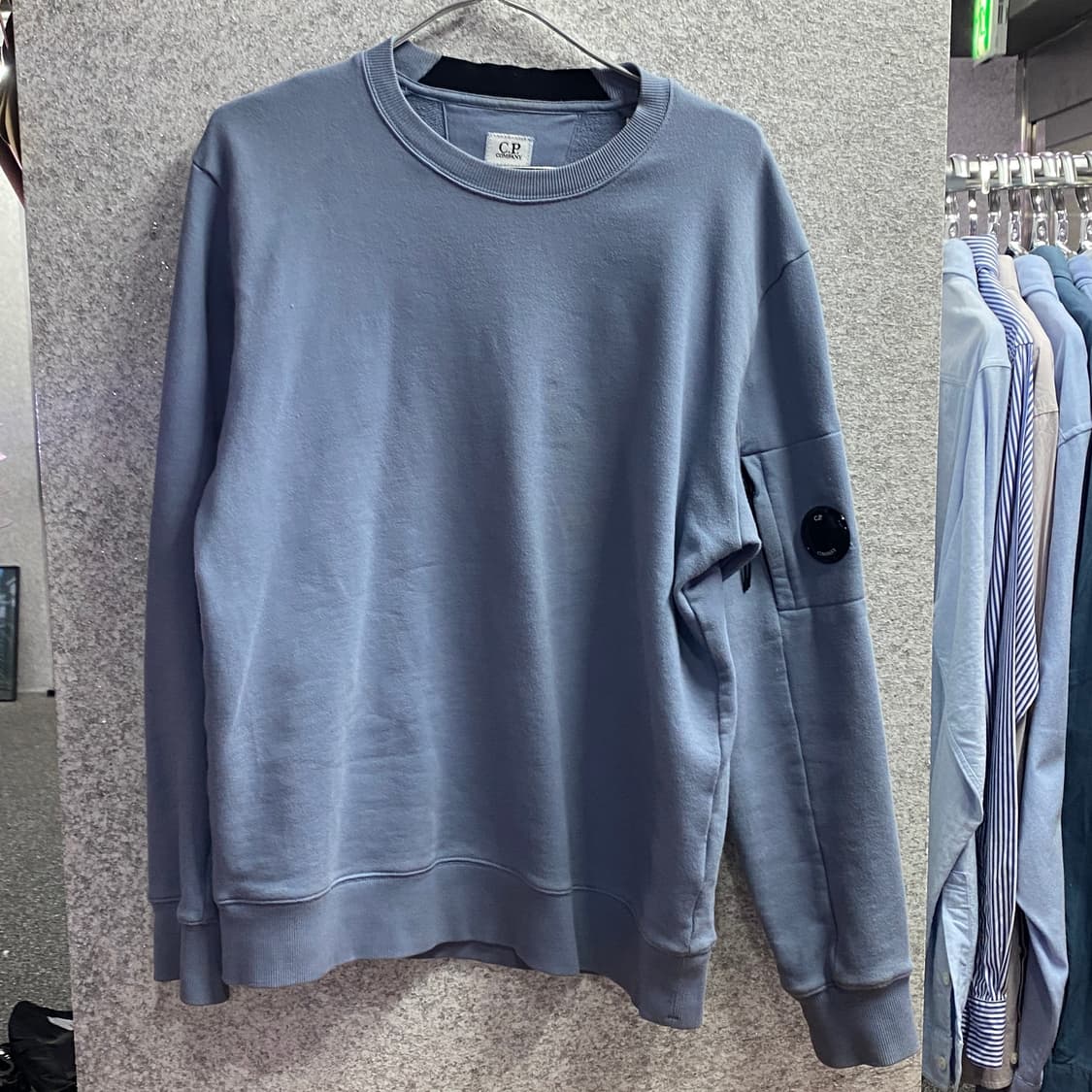 cp company 고글와펜 스카이 스웻 B3666 상품이미지2