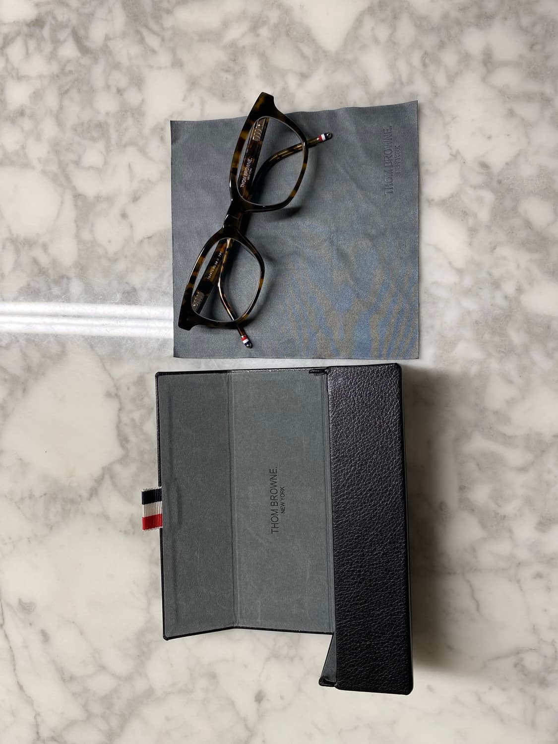 톰브라운 안경테 상품이미지2