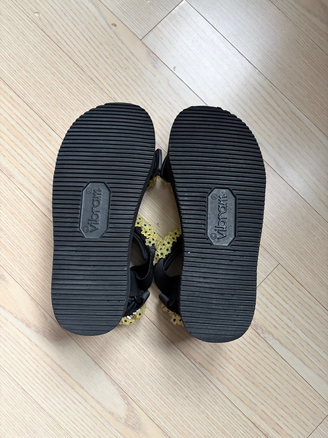 세실리에반센 x 수이코크 비즈 샌들 230 상품이미지3