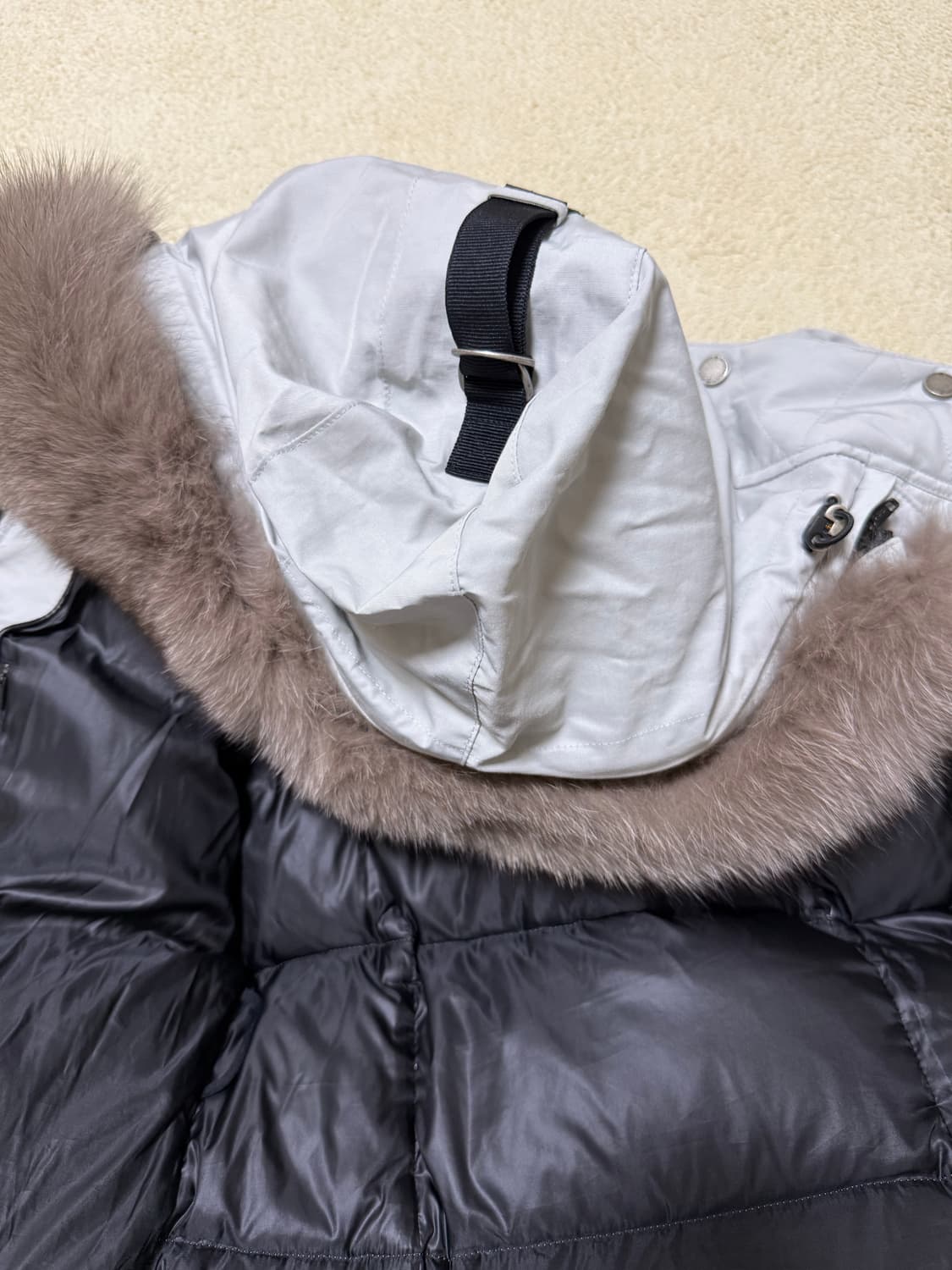 무스너클 클라우드 아스토리아 스톤퍼 패딩 상품이미지8