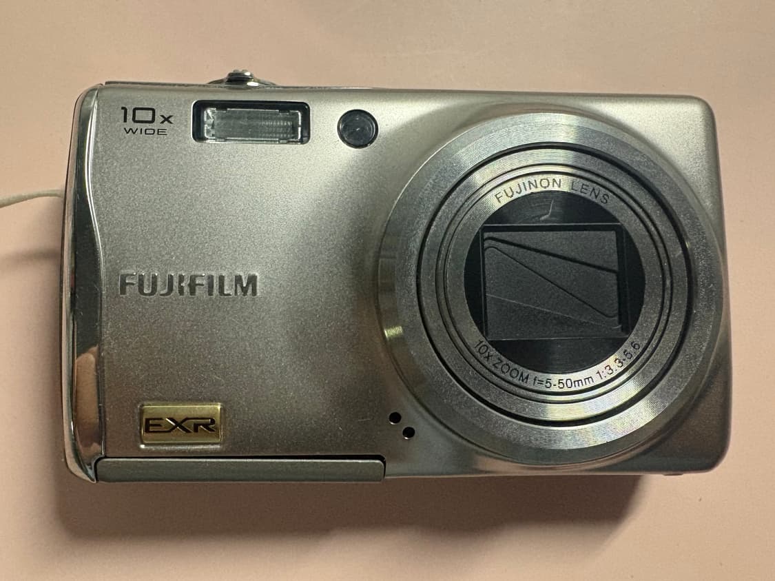 [아일릿 디카] 파인픽스 F80EXR 상품이미지1