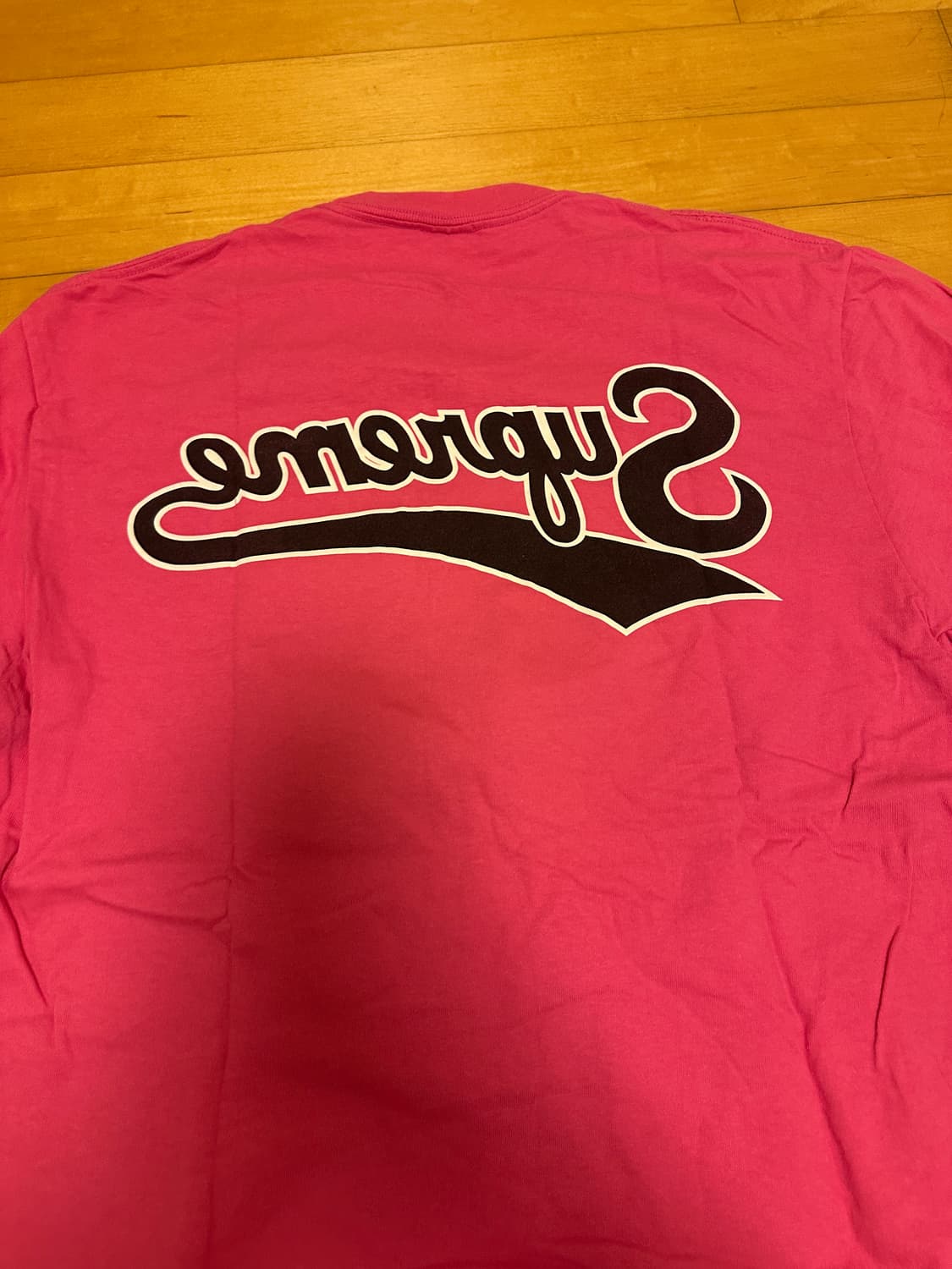 슈프림 백워즈 티셔츠 푸시아 - 24SS M 상품이미지2