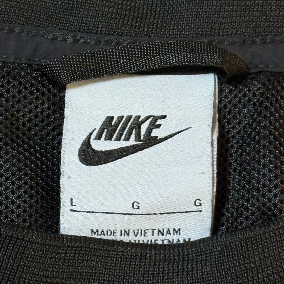 [정가 12만원] 나이키 빅스우시 바람막이 L 상품이미지4