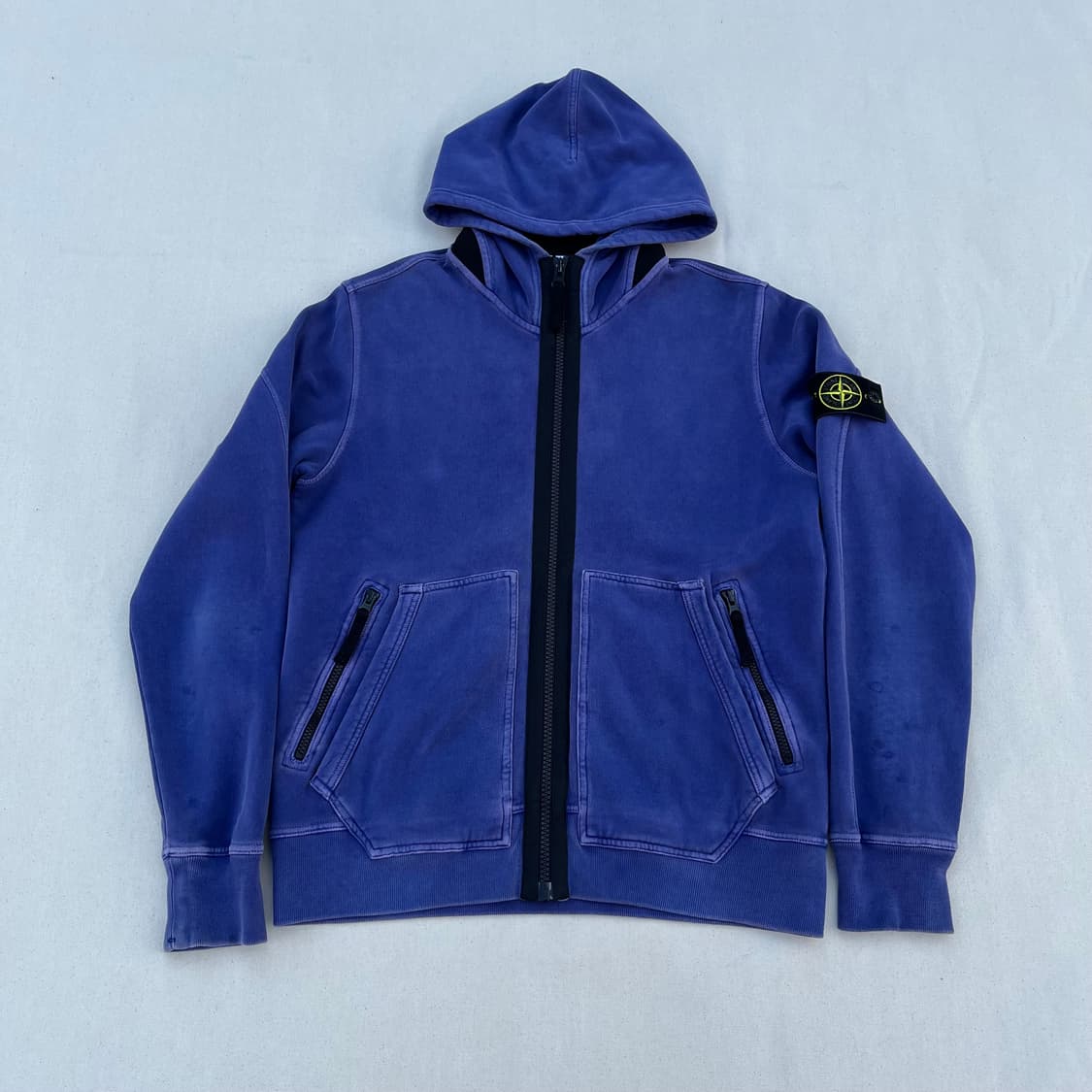 스톤아일랜드 후드집업 상품이미지1