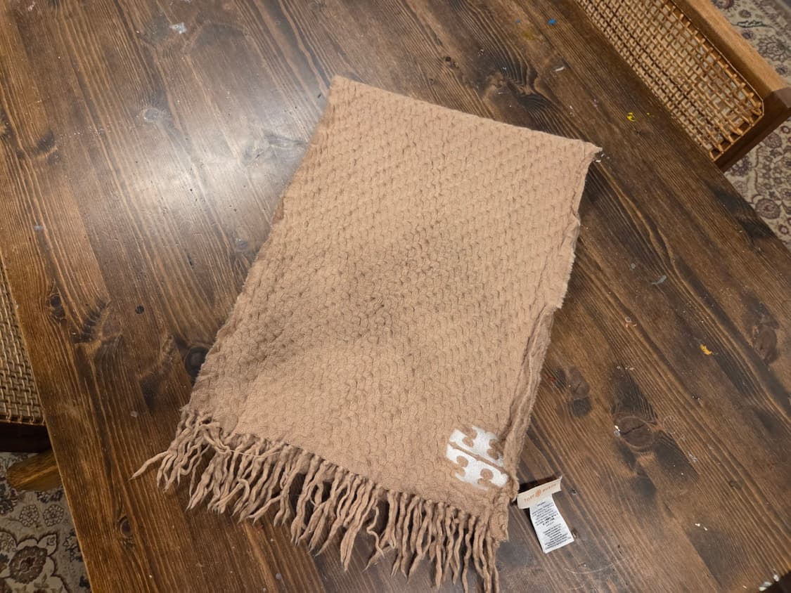 토리버치 머플러  상품이미지1