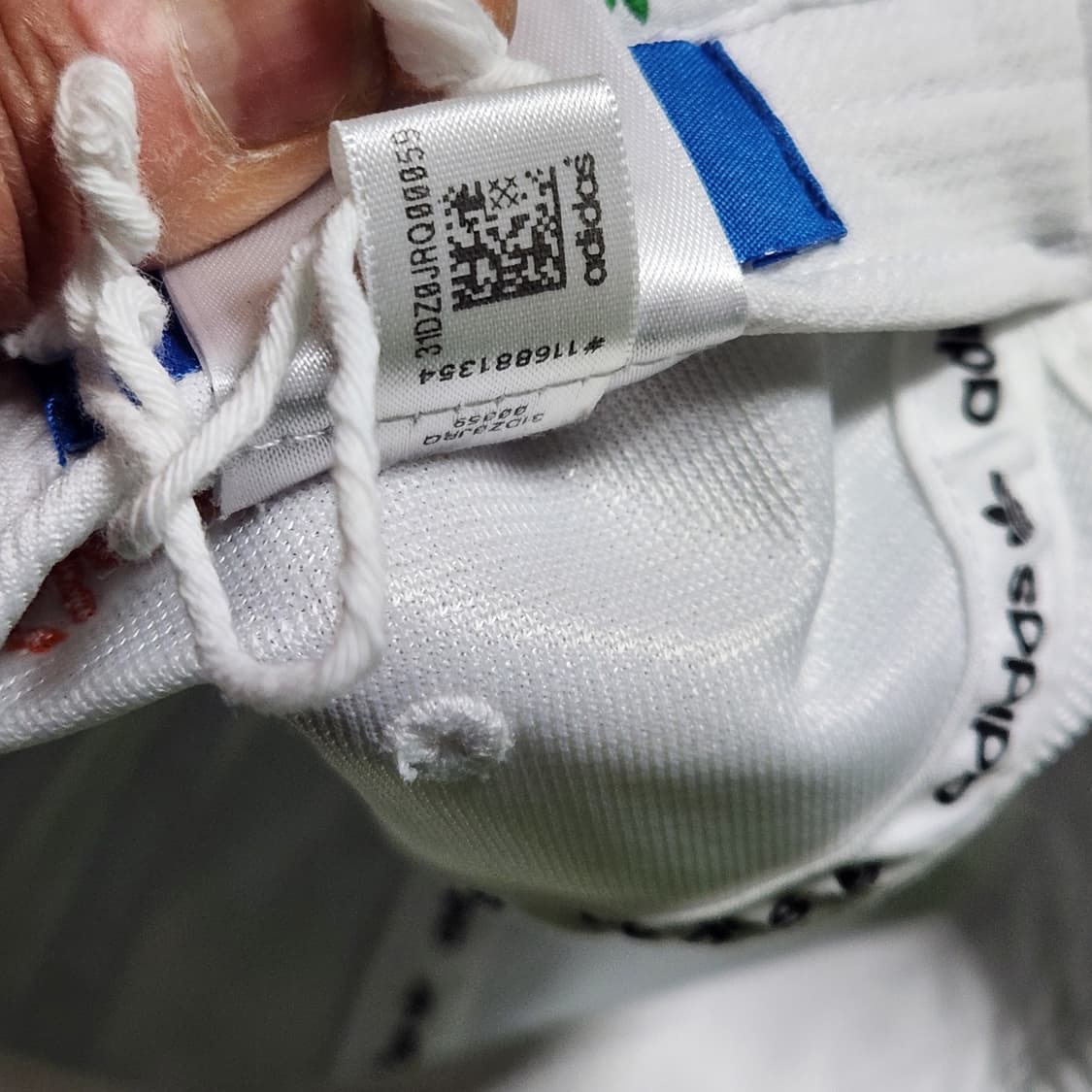 아디다스 헬라스 4패널 화이트×그린 스트라이프 캡 상품이미지7