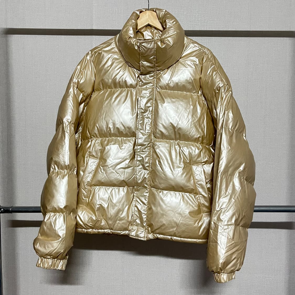 KO'z 다운 패딩 L 상품이미지1