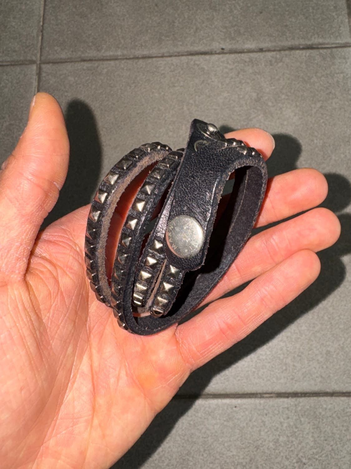 마르니 스터드 레더 브레이슬릿 상품이미지4