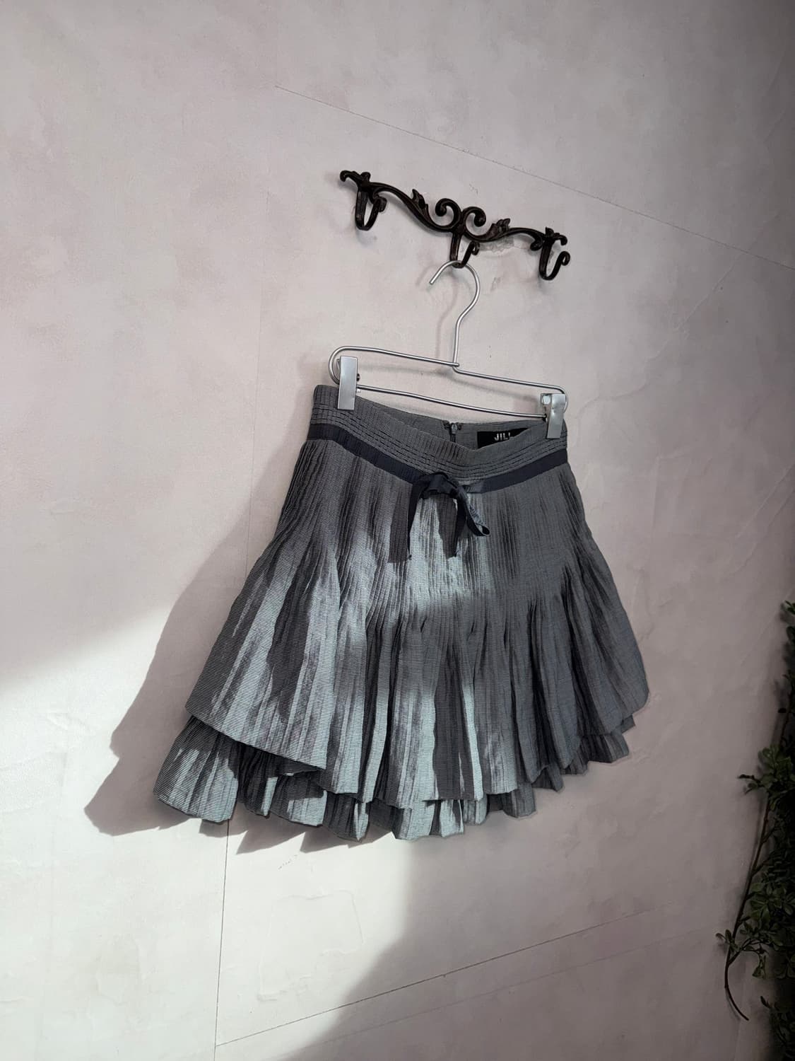 Jill Stuart charcoal stripe pleats skirt 상품이미지2