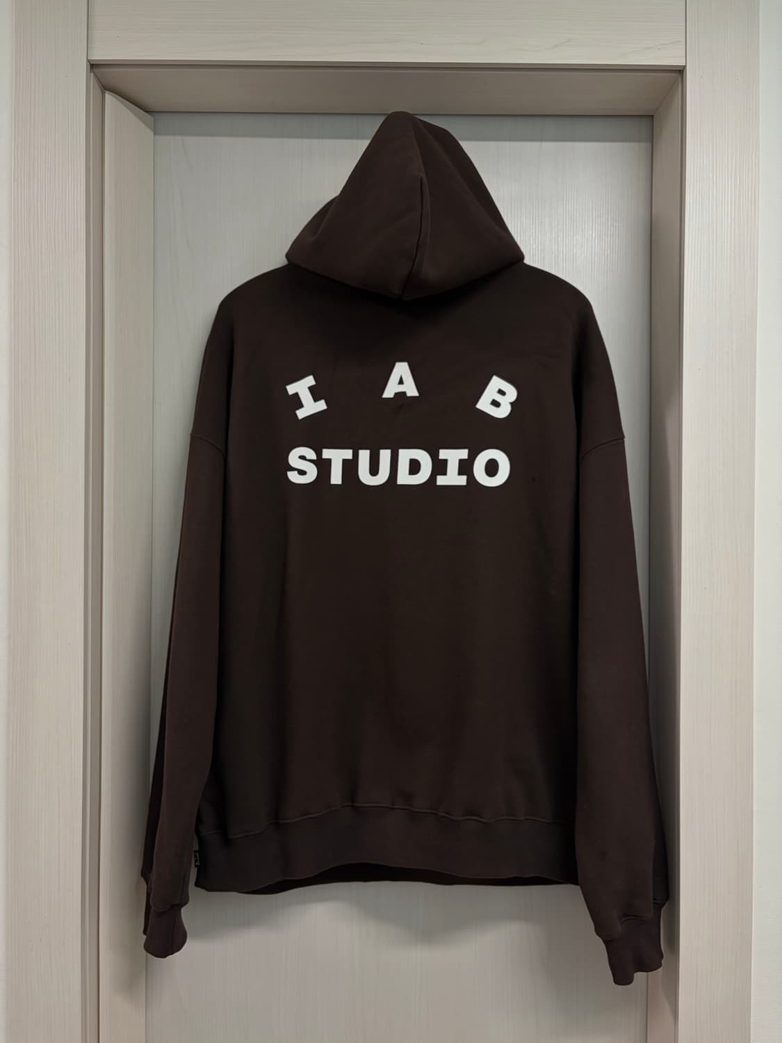 [XL] 아이앱 스튜디오 후드 브라운 팜니다. 상품이미지3