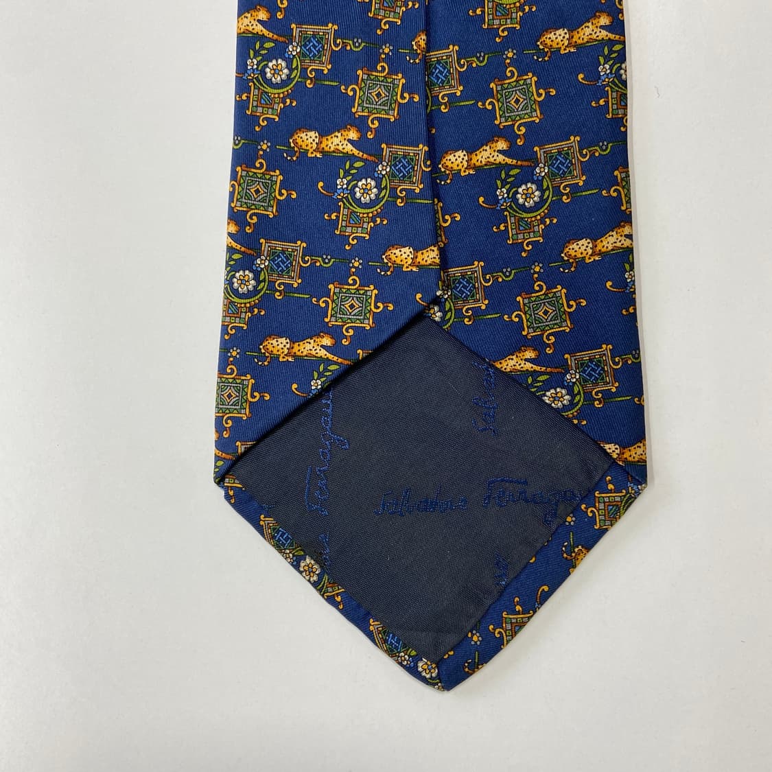 페레가모(Ferragamo) 명품 정품 넥타이 상품이미지6