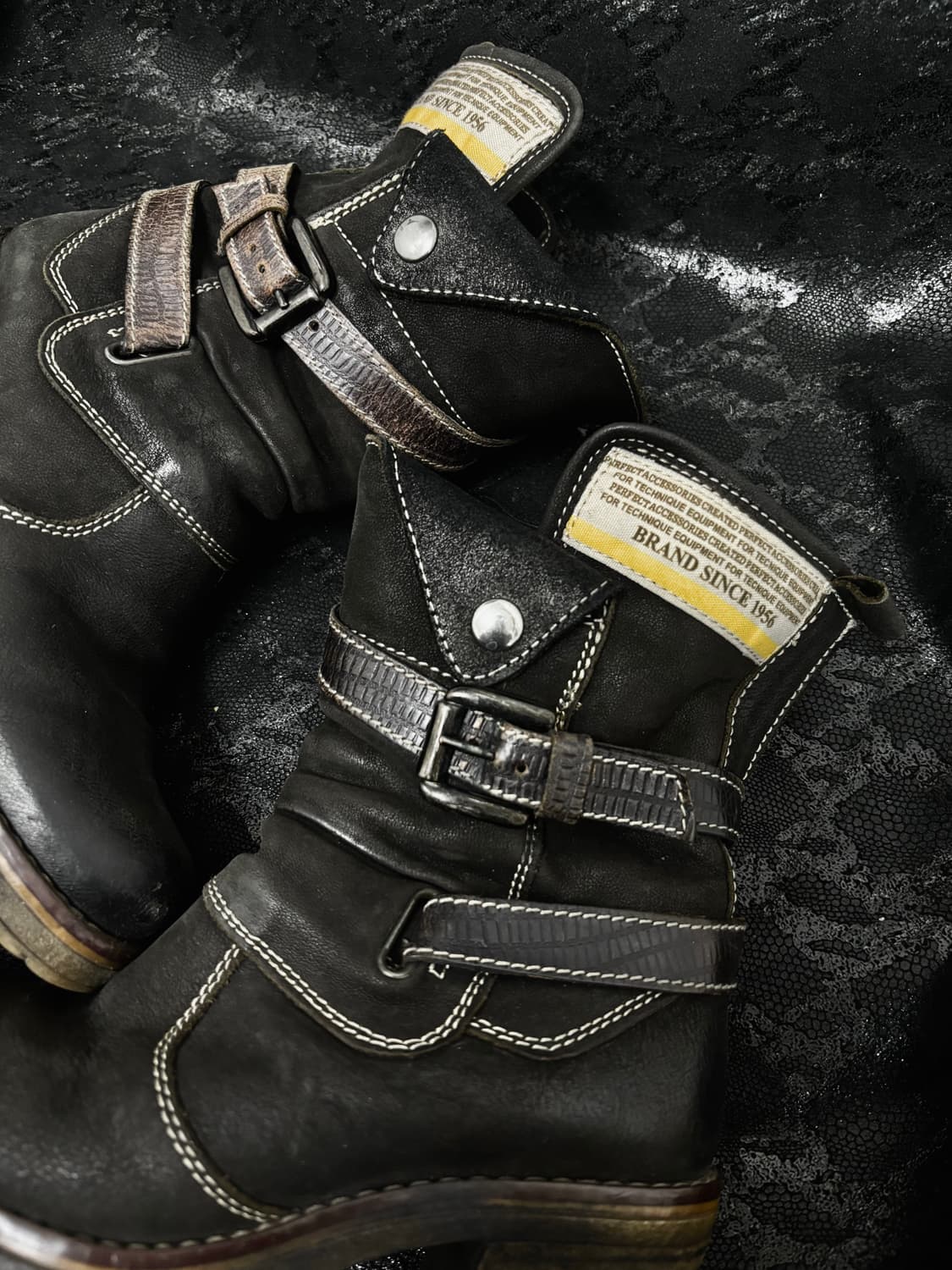 “MANAS” 00’s Rare Design 2Buckle Detail  상품이미지4